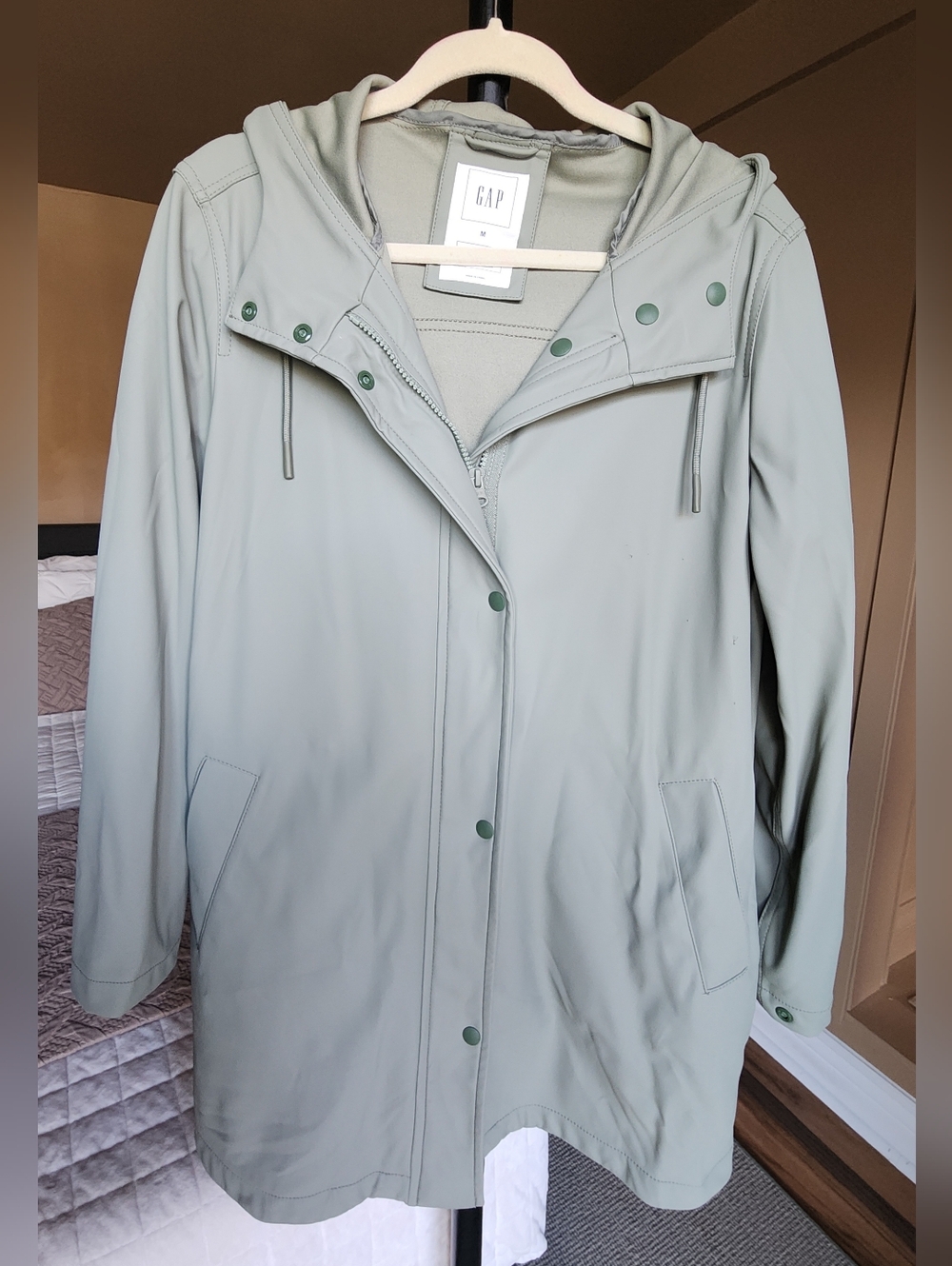Gap Womens jacket  Long Soft Shell Button   Windbreaker Pockets Medium Green B49